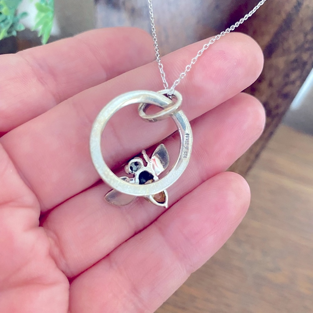 Brand new Beautiful Swarovski Marcasite Sterling Silver Bumble Bee Necklace - Picture 2 of 4